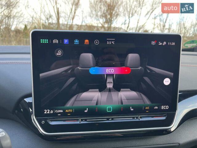 Красный Фольксваген ID.4, объемом двигателя 0 л и пробегом 2 тыс. км за 33607 $, фото 48 на Automoto.ua