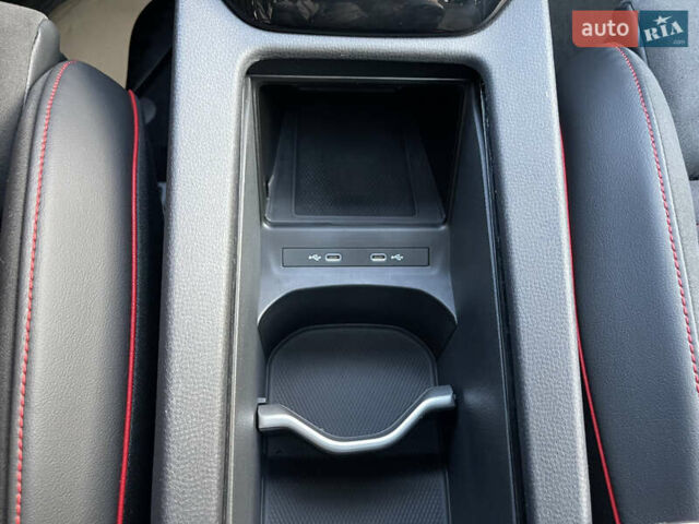 Красный Фольксваген ID.4, объемом двигателя 0 л и пробегом 2 тыс. км за 33607 $, фото 44 на Automoto.ua