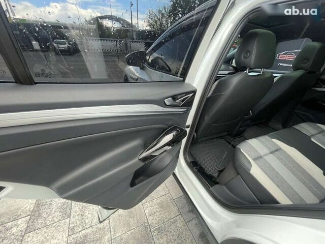 Фольксваген ID.4, объемом двигателя 0 л и пробегом 64 тыс. км за 26900 $, фото 23 на Automoto.ua