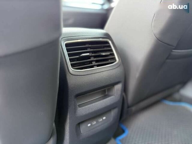 Фольксваген ID.4, объемом двигателя 0 л и пробегом 114 тыс. км за 22400 $, фото 27 на Automoto.ua