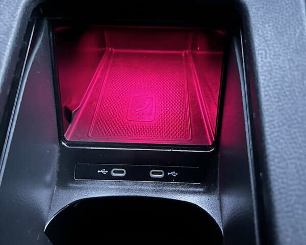 Фольксваген ID.4, об'ємом двигуна 0 л та пробігом 225 тис. км за 20500 $, фото 116 на Automoto.ua