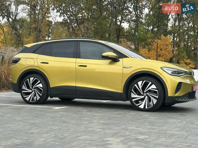 Желтый Фольксваген ID.4, объемом двигателя 0 л и пробегом 147 тыс. км за 24999 $, фото 8 на Automoto.ua