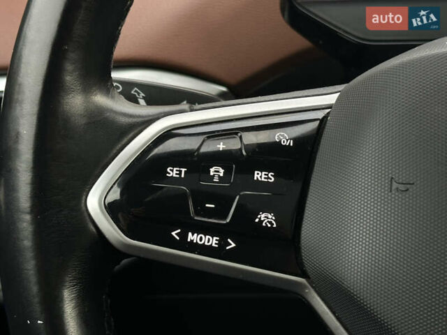 Желтый Фольксваген ID.4, объемом двигателя 0 л и пробегом 147 тыс. км за 24999 $, фото 39 на Automoto.ua