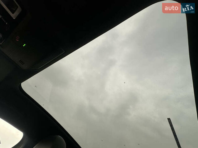 Желтый Фольксваген ID.4, объемом двигателя 0 л и пробегом 147 тыс. км за 24999 $, фото 56 на Automoto.ua