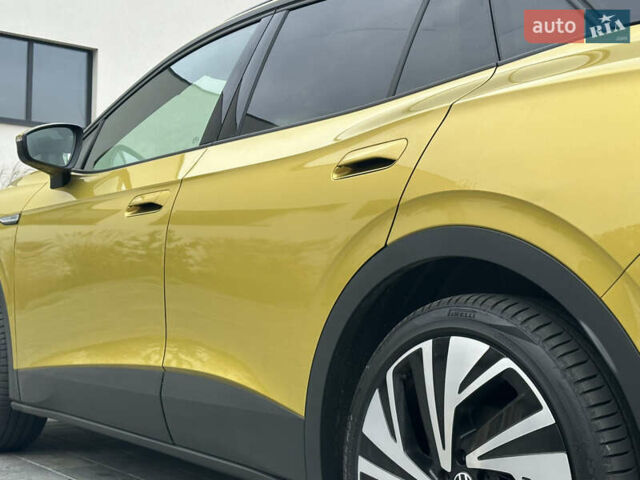 Желтый Фольксваген ID.4, объемом двигателя 0 л и пробегом 147 тыс. км за 24999 $, фото 109 на Automoto.ua