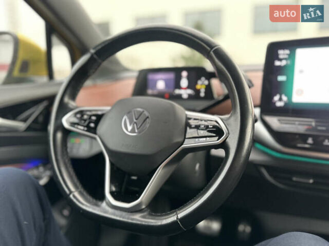 Желтый Фольксваген ID.4, объемом двигателя 0 л и пробегом 147 тыс. км за 24999 $, фото 85 на Automoto.ua