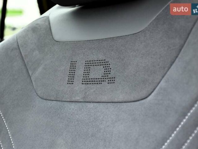 Желтый Фольксваген ID.4, объемом двигателя 0 л и пробегом 26 тыс. км за 29900 $, фото 44 на Automoto.ua