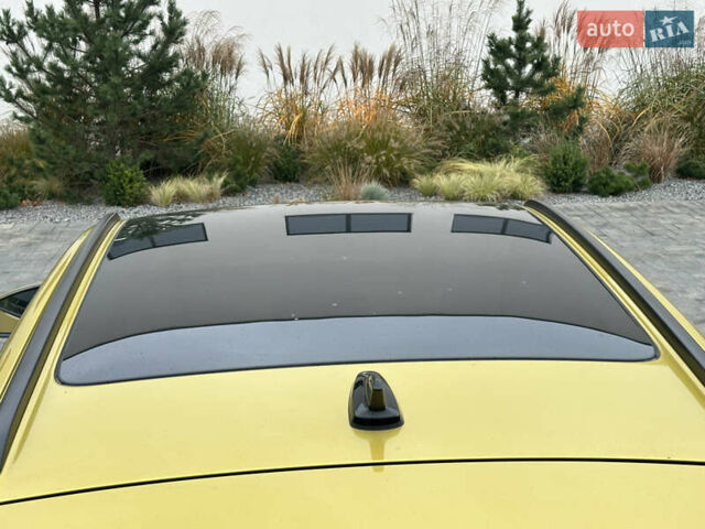 Желтый Фольксваген ID.4, объемом двигателя 0 л и пробегом 147 тыс. км за 24999 $, фото 105 на Automoto.ua