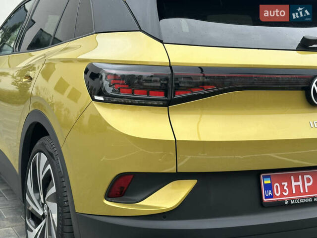 Желтый Фольксваген ID.4, объемом двигателя 0 л и пробегом 147 тыс. км за 24999 $, фото 103 на Automoto.ua