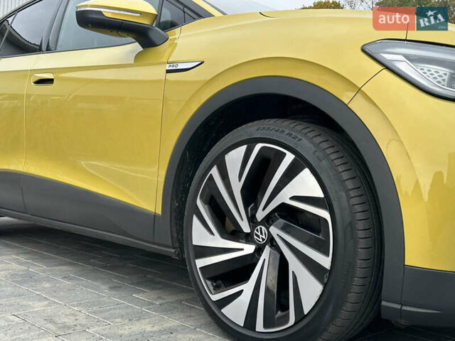 Желтый Фольксваген ID.4, объемом двигателя 0 л и пробегом 147 тыс. км за 24999 $, фото 98 на Automoto.ua
