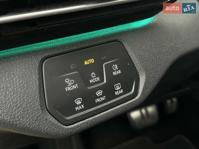 Желтый Фольксваген ID.4, объемом двигателя 0 л и пробегом 147 тыс. км за 24999 $, фото 37 на Automoto.ua