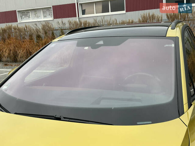 Желтый Фольксваген ID.4, объемом двигателя 0 л и пробегом 147 тыс. км за 24999 $, фото 27 на Automoto.ua