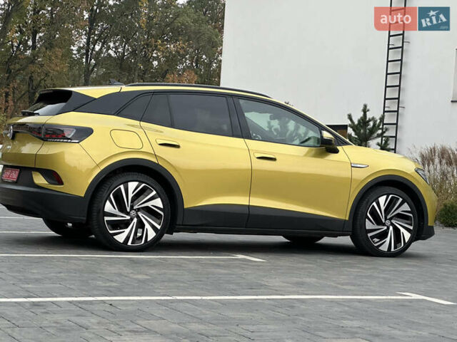 Желтый Фольксваген ID.4, объемом двигателя 0 л и пробегом 147 тыс. км за 24999 $, фото 11 на Automoto.ua