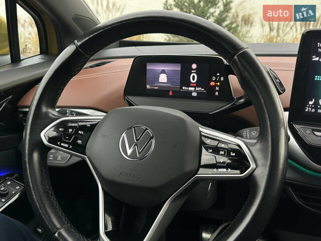 Желтый Фольксваген ID.4, объемом двигателя 0 л и пробегом 147 тыс. км за 24999 $, фото 41 на Automoto.ua