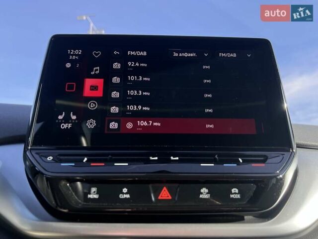 Серый Фольксваген ID.4, объемом двигателя 0 л и пробегом 71 тыс. км за 25119 $, фото 23 на Automoto.ua