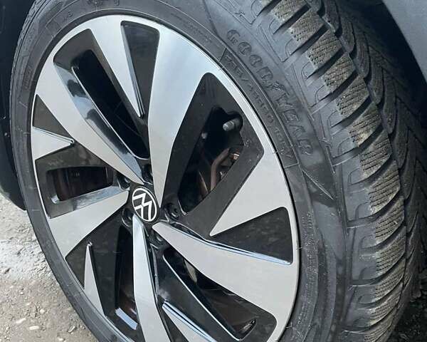 Серый Фольксваген ID.4, объемом двигателя 0 л и пробегом 186 тыс. км за 21888 $, фото 21 на Automoto.ua