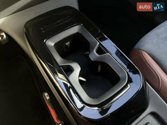 Серый Фольксваген ID.4, объемом двигателя 0 л и пробегом 71 тыс. км за 25119 $, фото 29 на Automoto.ua