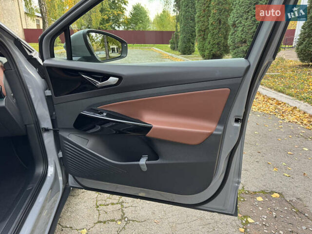 Серый Фольксваген ID.4, объемом двигателя 0 л и пробегом 136 тыс. км за 21000 $, фото 85 на Automoto.ua