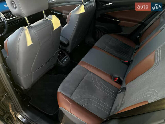 Сірий Фольксваген ID.4, об'ємом двигуна 0 л та пробігом 169 тис. км за 22999 $, фото 8 на Automoto.ua