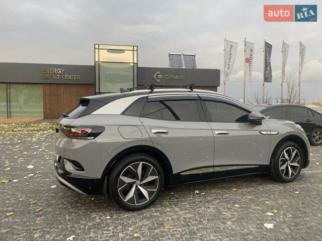 Серый Фольксваген ID.4, объемом двигателя 0 л и пробегом 63 тыс. км за 23300 $, фото 5 на Automoto.ua