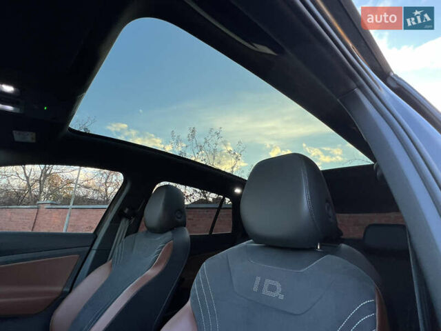 Серый Фольксваген ID.4, объемом двигателя 0 л и пробегом 127 тыс. км за 24599 $, фото 53 на Automoto.ua