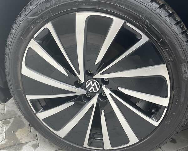 Серый Фольксваген ID.4, объемом двигателя 0 л и пробегом 42 тыс. км за 23000 $, фото 12 на Automoto.ua