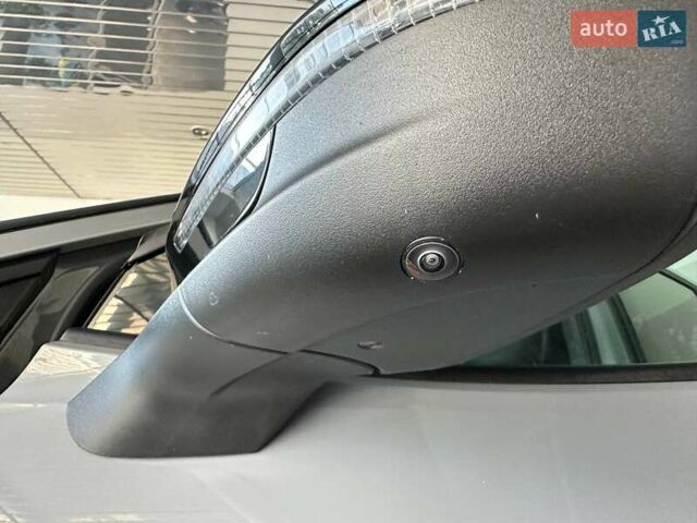 Сірий Фольксваген ID.4, об'ємом двигуна 0 л та пробігом 65 тис. км за 27500 $, фото 10 на Automoto.ua