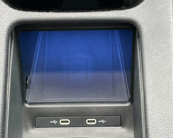 Серый Фольксваген ID.4, объемом двигателя 0 л и пробегом 104 тыс. км за 22600 $, фото 33 на Automoto.ua