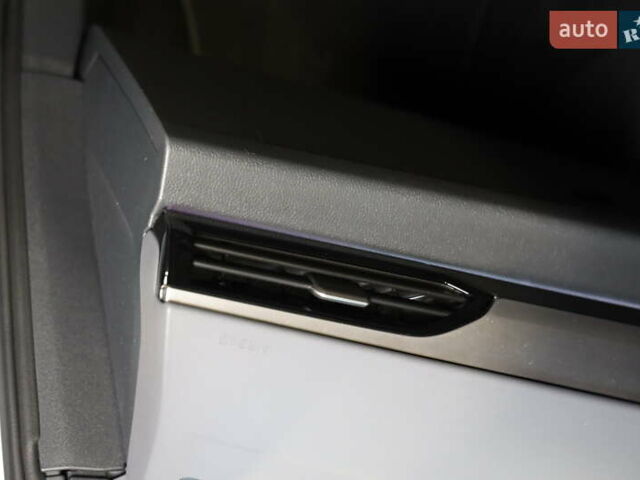 Серый Фольксваген ID.4, объемом двигателя 0 л и пробегом 34 тыс. км за 21300 $, фото 37 на Automoto.ua