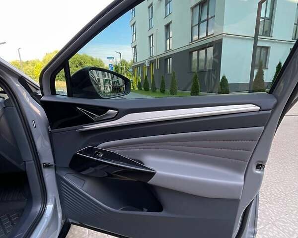 Серый Фольксваген ID.4, объемом двигателя 0 л и пробегом 65 тыс. км за 26800 $, фото 33 на Automoto.ua