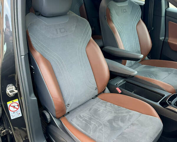 Серый Фольксваген ID.4, объемом двигателя 0 л и пробегом 100 тыс. км за 23800 $, фото 37 на Automoto.ua