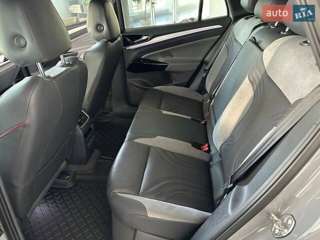 Сірий Фольксваген ID.4, об'ємом двигуна 0 л та пробігом 65 тис. км за 27500 $, фото 17 на Automoto.ua