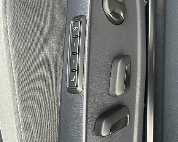 Серый Фольксваген ID.4, объемом двигателя 0 л и пробегом 63 тыс. км за 23300 $, фото 16 на Automoto.ua