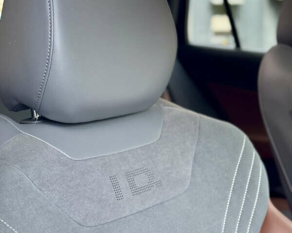 Серый Фольксваген ID.4, объемом двигателя 0 л и пробегом 100 тыс. км за 23800 $, фото 39 на Automoto.ua