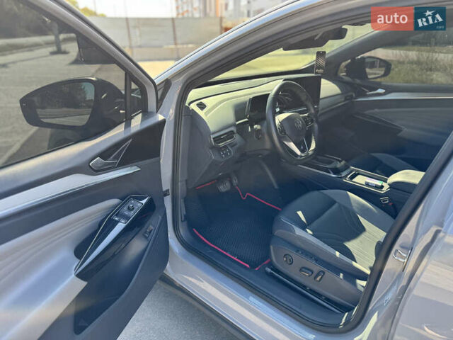 Серый Фольксваген ID.4, объемом двигателя 0 л и пробегом 71 тыс. км за 25500 $, фото 10 на Automoto.ua