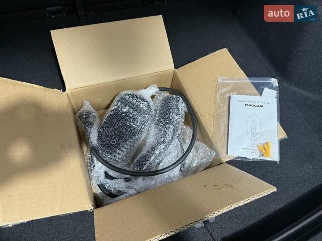 Серый Фольксваген ID.4, объемом двигателя 0 л и пробегом 180 тыс. км за 21300 $, фото 28 на Automoto.ua