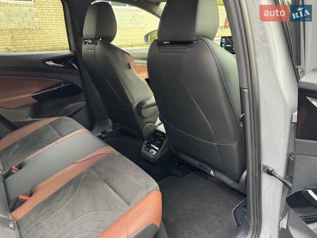 Серый Фольксваген ID.4, объемом двигателя 0 л и пробегом 136 тыс. км за 21000 $, фото 82 на Automoto.ua