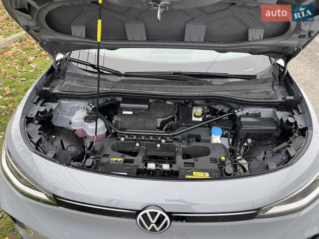 Серый Фольксваген ID.4, объемом двигателя 0 л и пробегом 104 тыс. км за 22600 $, фото 24 на Automoto.ua