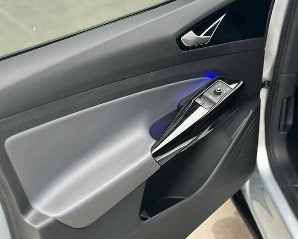 Серый Фольксваген ID.4, объемом двигателя 0 л и пробегом 91 тыс. км за 22100 $, фото 12 на Automoto.ua