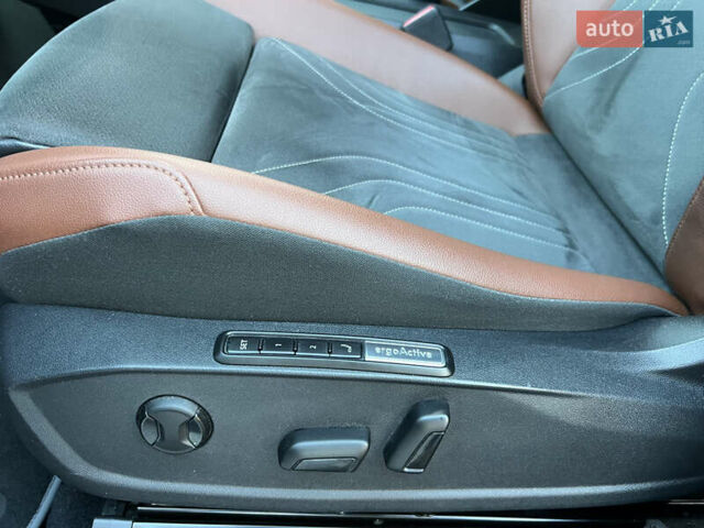 Серый Фольксваген ID.4, объемом двигателя 0 л и пробегом 127 тыс. км за 24599 $, фото 79 на Automoto.ua