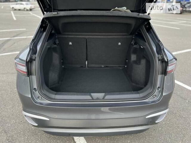 Серый Фольксваген ID.4, объемом двигателя 0 л и пробегом 99 тыс. км за 20400 $, фото 21 на Automoto.ua