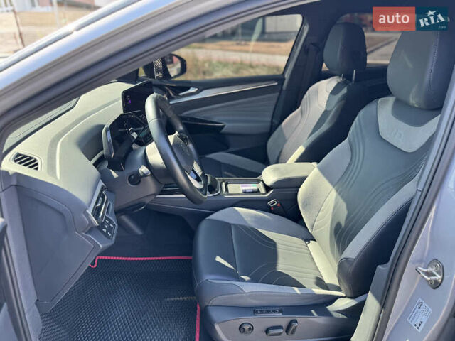 Серый Фольксваген ID.4, объемом двигателя 0 л и пробегом 71 тыс. км за 25500 $, фото 11 на Automoto.ua