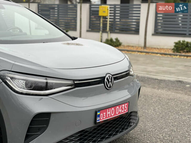 Серый Фольксваген ID.4, объемом двигателя 0 л и пробегом 104 тыс. км за 22600 $, фото 2 на Automoto.ua