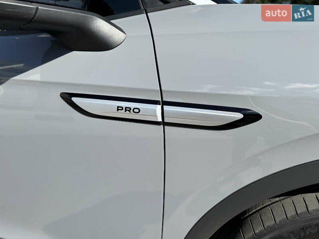 Серый Фольксваген ID.4, объемом двигателя 0 л и пробегом 71 тыс. км за 25500 $, фото 8 на Automoto.ua