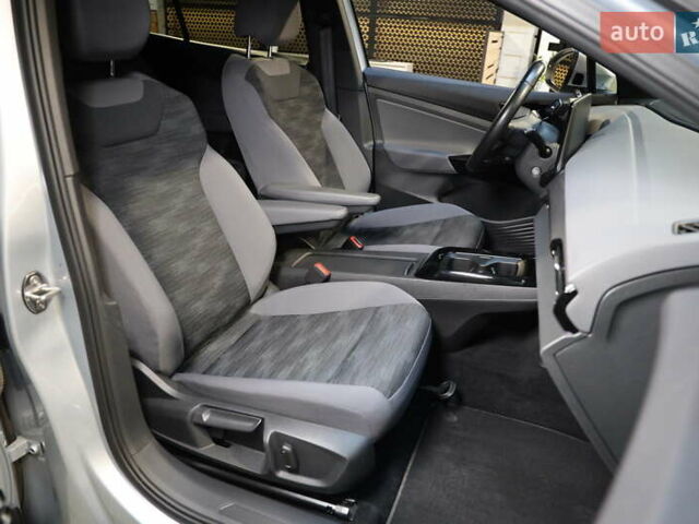 Серый Фольксваген ID.4, объемом двигателя 0 л и пробегом 34 тыс. км за 21300 $, фото 38 на Automoto.ua