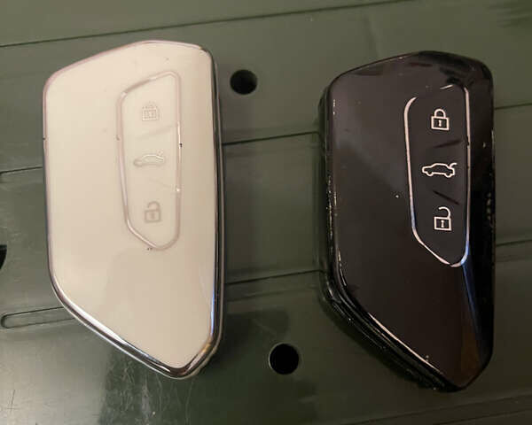 Серый Фольксваген ID.4, объемом двигателя 0 л и пробегом 63 тыс. км за 23300 $, фото 37 на Automoto.ua