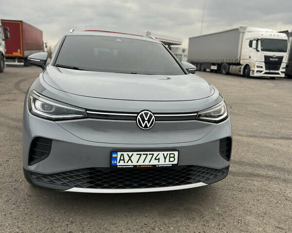Серый Фольксваген ID.4, объемом двигателя 0 л и пробегом 65 тыс. км за 21800 $, фото 2 на Automoto.ua