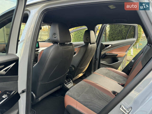 Сірий Фольксваген ID.4, об'ємом двигуна 0 л та пробігом 136 тис. км за 22900 $, фото 32 на Automoto.ua