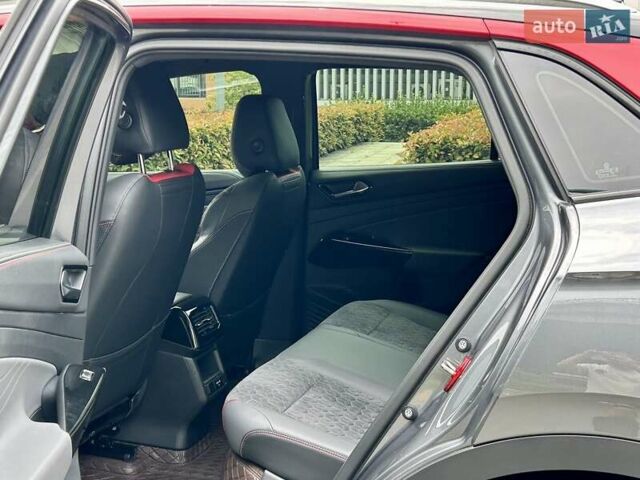 Серый Фольксваген ID.4, объемом двигателя 0 л и пробегом 77 тыс. км за 23000 $, фото 4 на Automoto.ua