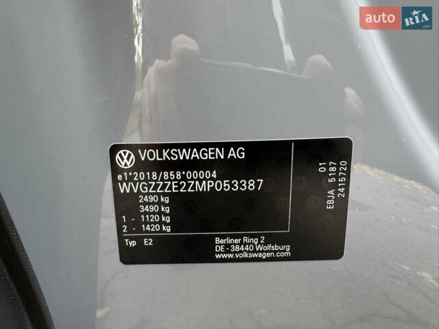 Серый Фольксваген ID.4, объемом двигателя 0 л и пробегом 136 тыс. км за 21000 $, фото 94 на Automoto.ua